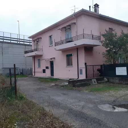 2 Passi Dalla Fiera Sogni D'oro ורונה